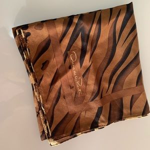 Oscar De La Renta scarf